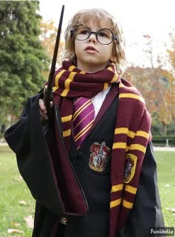 Harry Potter Gryffindor Umhang Deluxe Für Jungen (Offizielle Sammler Replikat) -Faschingskostüm Verkäufe harry potter gryffindor umhang deluxe fur jungen offizielle sammler replikat 3
